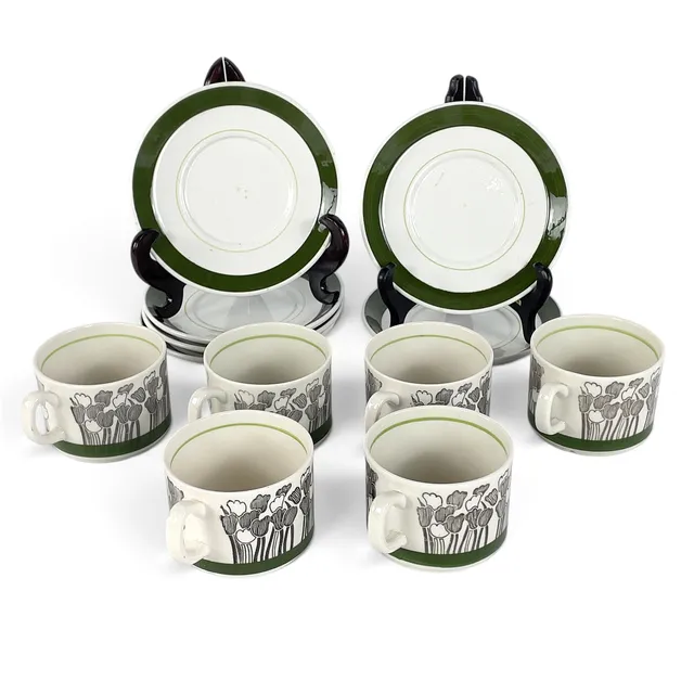 HELMER RINGSTRÖM. Kaffekoppar med fat, 6 st, "Tulpan", flintgods, Gefle, 1970-tal.