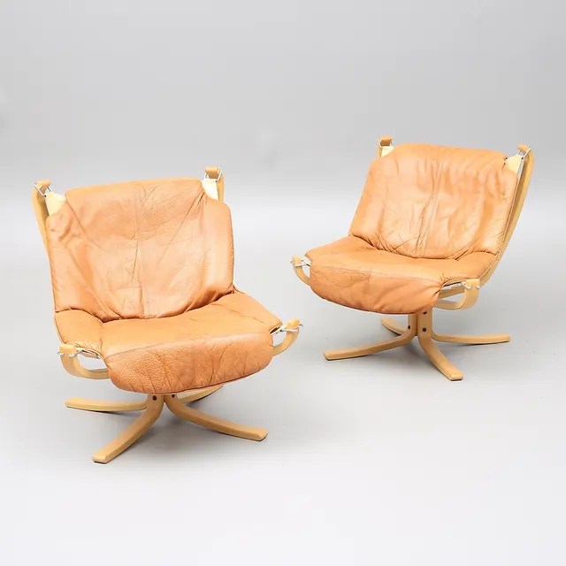 SIGURD RESSELL. Fåtöljer, ett par, "Falcon Chair", Vatne Möbler, Norge.