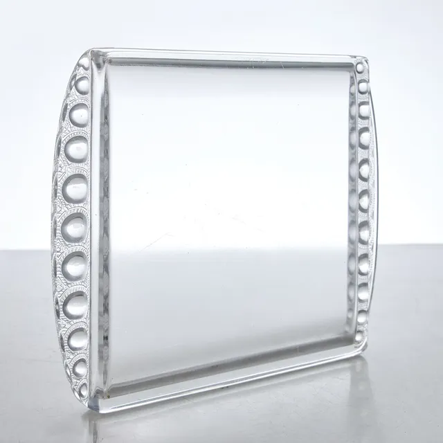 FAT, glas, Lalique "Ermitage", signerat Lalique France (efter 1978).