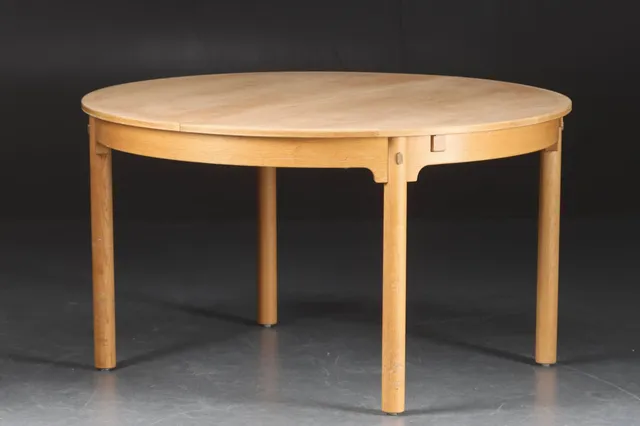Børge Mogensen. Dining table from 'Øresundsserien'. Extension with 2  extension leaves (3)