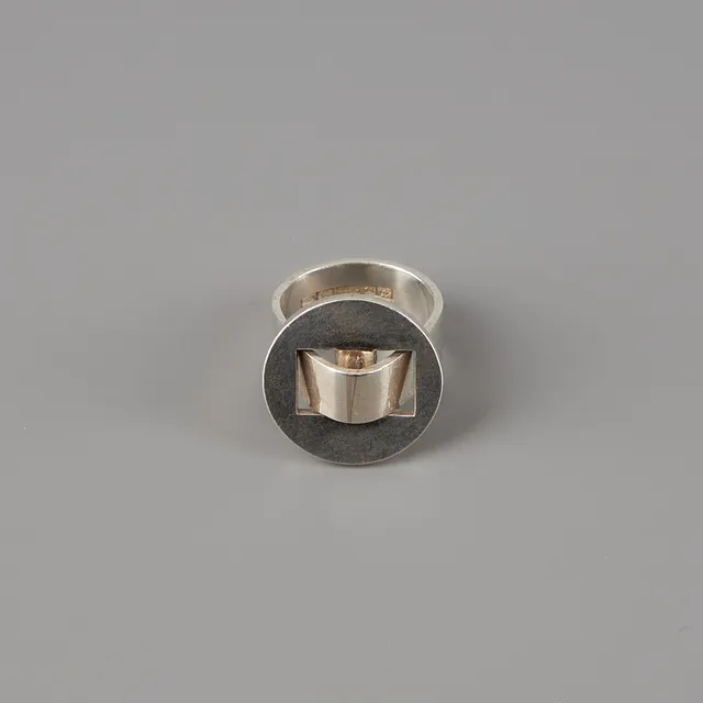PEKKA PIEKÄINEN. RING, silver, Åbo 1972.