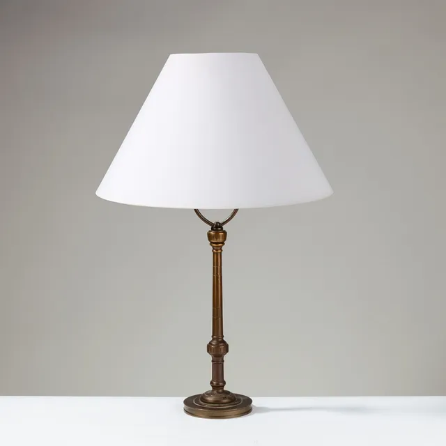 Bordlampe af bronze, europæisk lampeproducent, 1900-tallet første halvdel.