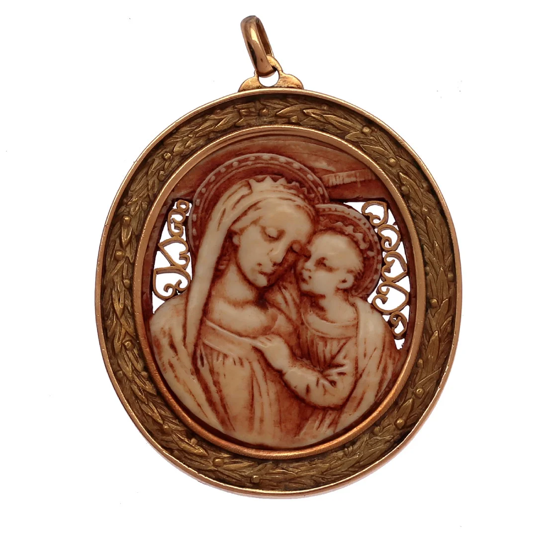 “Noucentista” devotional medal, circa 1930. — Brooches & Pendants — Balclis
