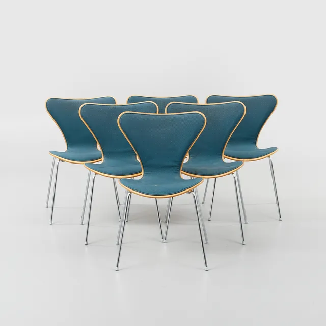 ARNE JACOBSEN. Stolar, 6 st, "Sjuan", Fritz Hansen, Danmark, 1995.
