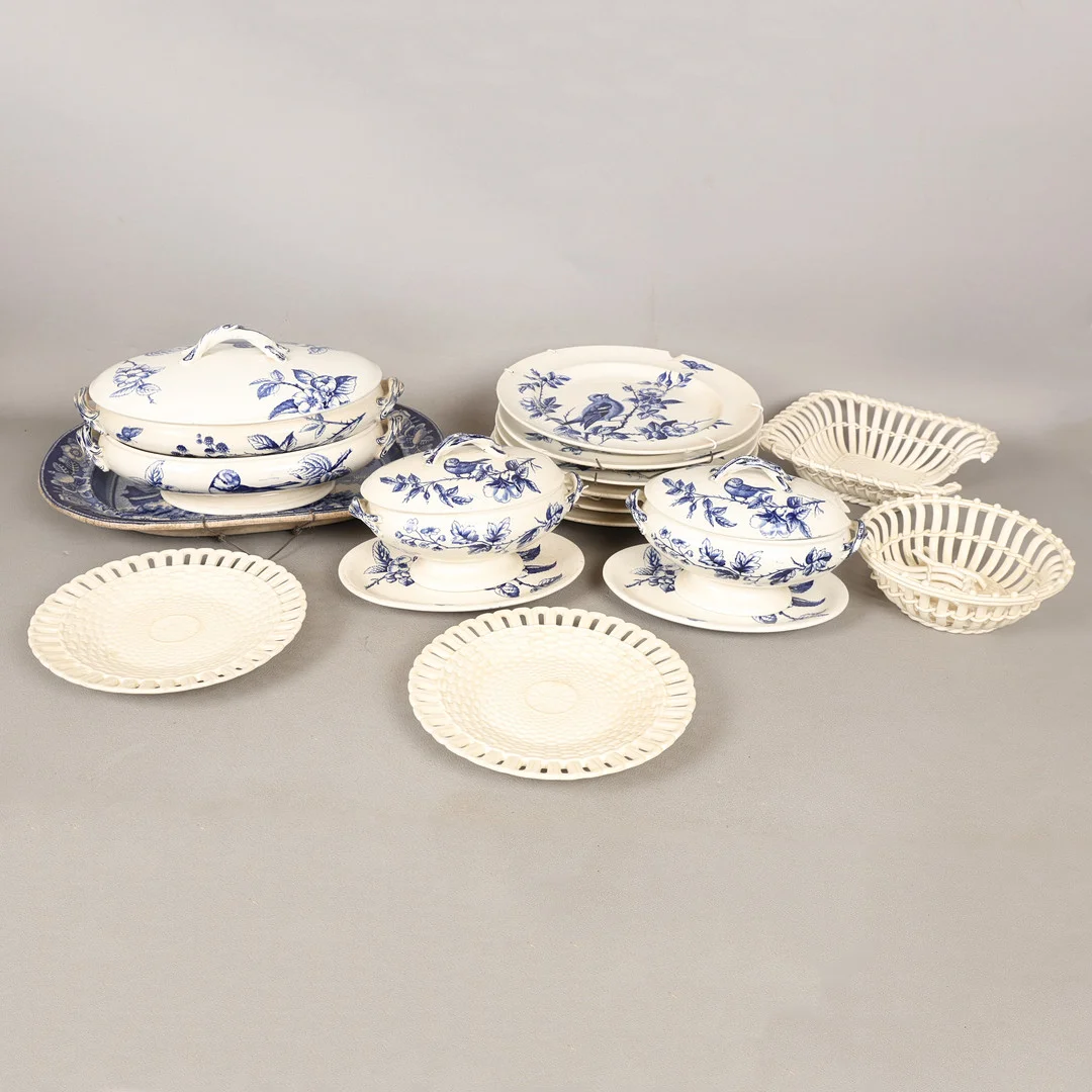 A COLLECTION OF CERAMICS (QTY). — European — Bishop & Miller