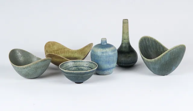 Eigil Hinrichsen. Collection of small vases and bowls. (6)