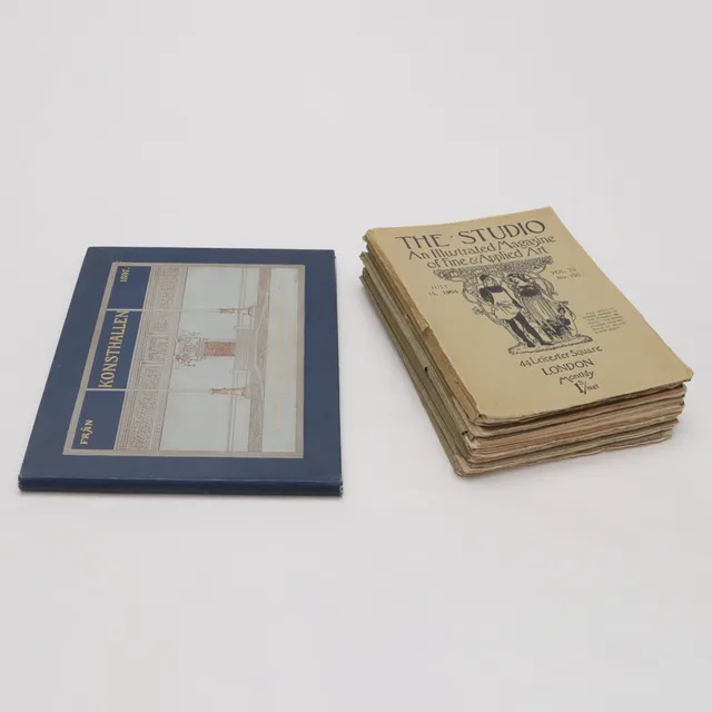 BOK, Konsthallen, 1897, och TIDNINGAR 7 st, The Studio, sekelskiftet 1900.