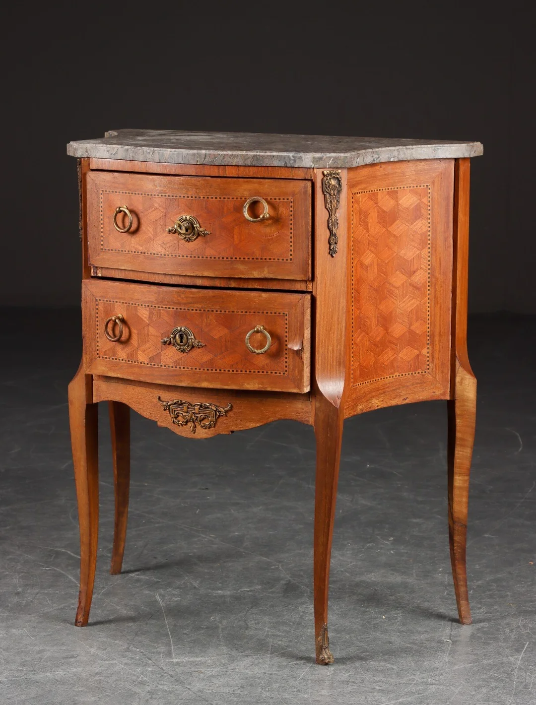 Kommode / stilmøbel af rosentræ med marmorplade — Furniture/Cabinets, chests of drawers — Lauritz