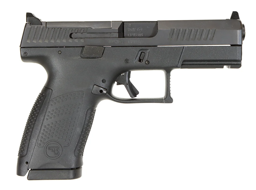 PISTOL, fabrikat CZ, modell P-10 C OR, kaliber 9x19, tillv.nr CP15345, se-nr SE3268015. — Pistols — Walter Borg