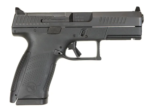 PISTOL, fabrikat CZ, modell P-10 C OR, kaliber 9x19, tillv.nr CP15345, se-nr SE3268015.