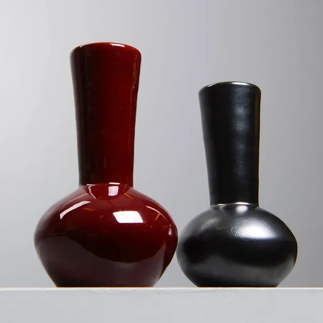 HARALD ÖSTERGREN. Vaser, 2 st, Upsala-Ekeby, 1930/40-tal.