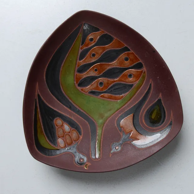 HJÖRDIS OLDFORS. Fat, unikat på modell 5052, Upsala-Ekeby, 1955-56.