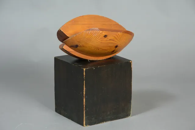 Ubekendt kunstner, abstrakt skulptur, 1900-tallets 2. halvdel