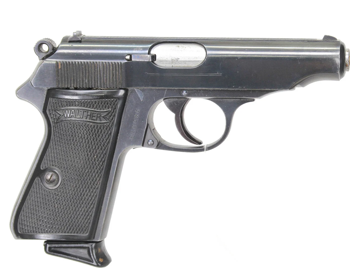 42. PISTOL, tysk, Halvautomatisk, fabrikat Walter Zella-Mehlis, modell PP, kaliber .22LR, tillv.nr 980076. — Pistols — Walter Borg