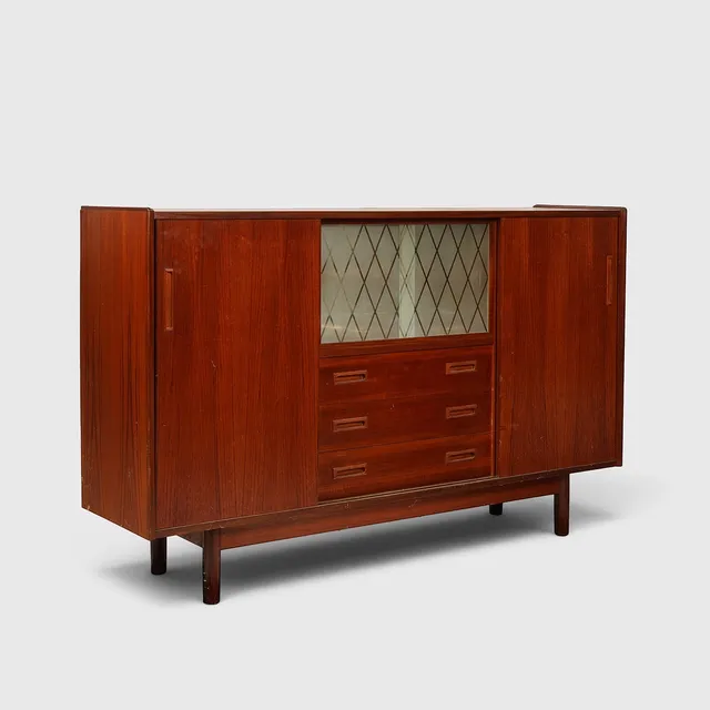 Skænk af teak, 1950'erne, Danmark.