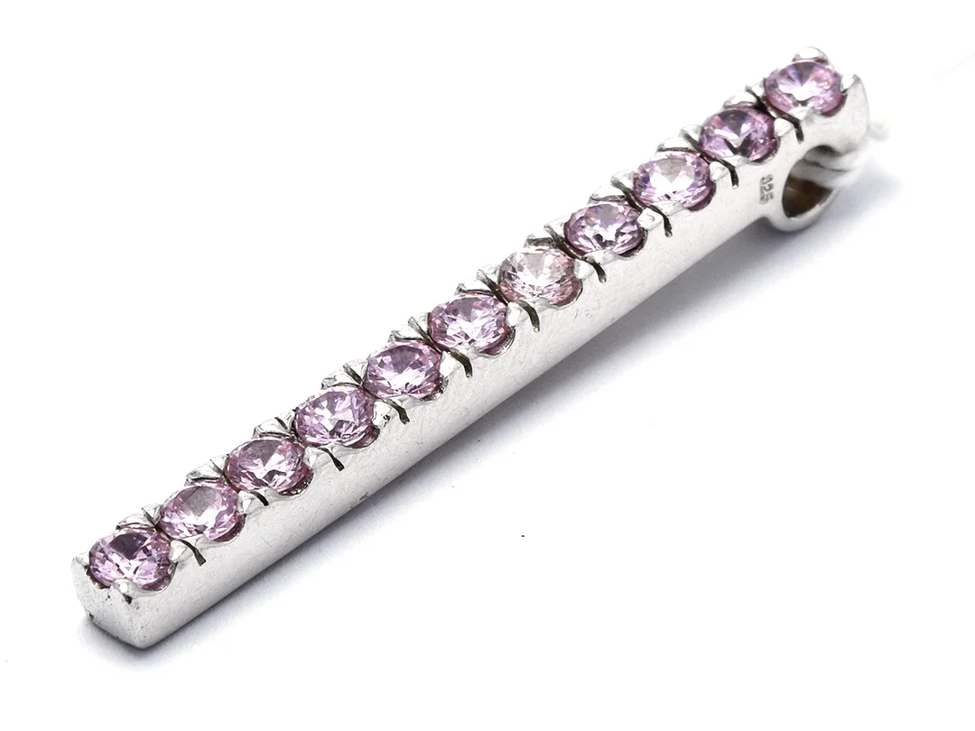 Hänge S925 4,3g med rosa stenar, Benetton — Smycken/Hänge — Kaplans
