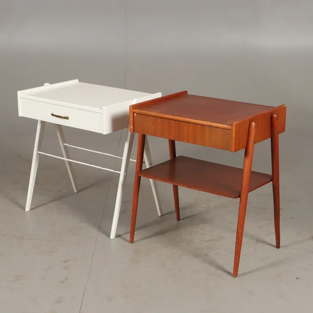 SÄNGBORD, 2 stycken, mahogny/vitmålad, 1960/1970-tal.