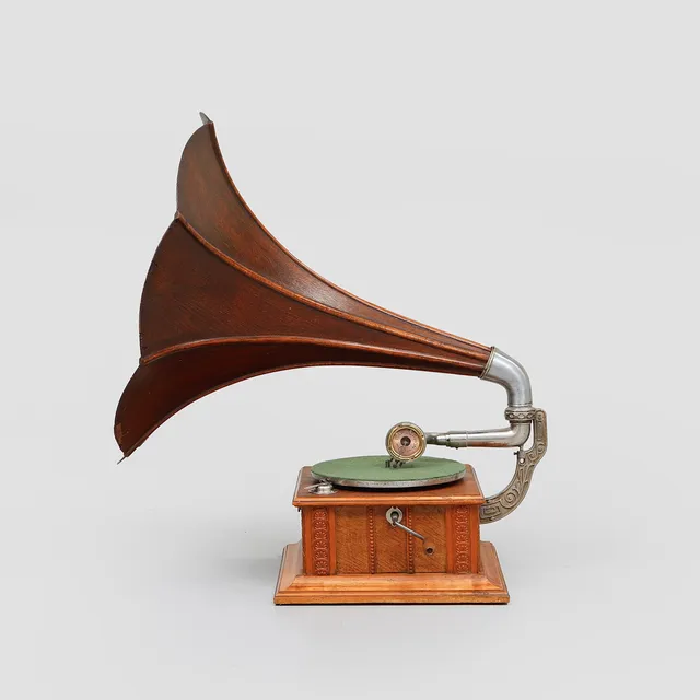 TRATTGRAMMOFON, Parlophone.