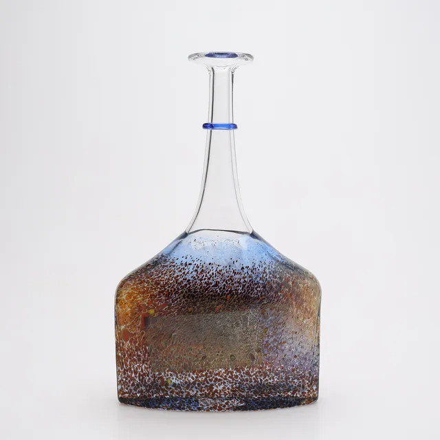 BERTIL VALLIEN. FLASKVAS, GLAS, "SATELLITE", KOSTA BODA, ARTIST COLLECTION, SIGNERAD.