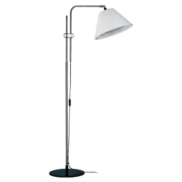 Michael Bang for Le Klint. Standerlampe, model 321 — Lamps and lighting/Floor lights — Lauritz