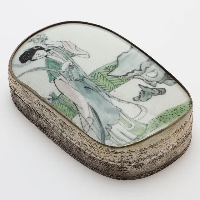 SKRIN, metall, porslin, Kina, 1800/1900-tal.