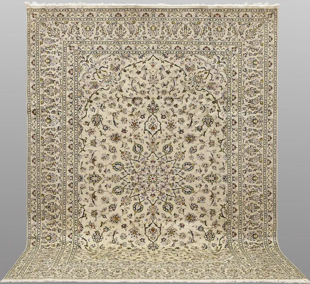 ORIENTMATTA, Keshan, handknuten, ljus botten, ca 345 x 244 cm.