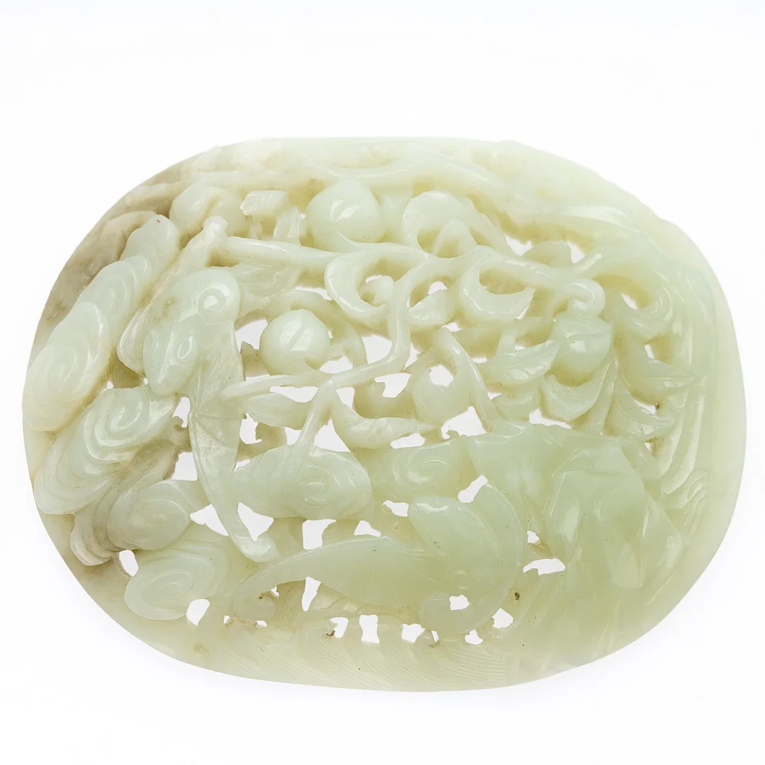 Gürtelbeschlag, Jade, China, späte Qing-Dynastie. — Jade — Stockholms Auktionsverk Hamburg