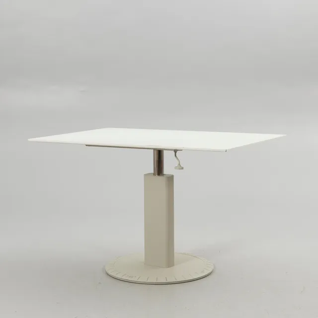 Konstantin Grcic, skrivbord, "360°", Magis, Italien.