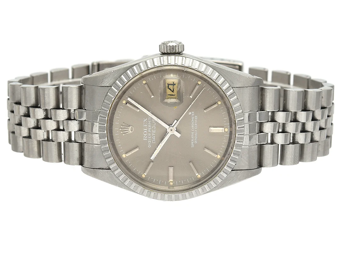 ROLEX, Oyster Perpetual, Datejust (T Swiss T), Chronometer, Ref nr. 16030, Serie nr. 4476949, Cal 3035, Verk nr. 0130931, Boett nr. 16000, herrur, 36 mm, stål, automatisk, plexiglas, datum, skadad urtavla, defekt (akut servicebehov), utbytesboett (nytt serienummer), Jubileelänk, viklås (1996), Ref nr. 62510H-W12/555 B, ca 1980. — Klockor/Rolex — Kaplans