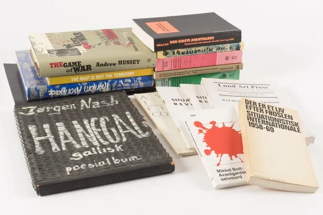 Samling situationistisk litteratur (17)