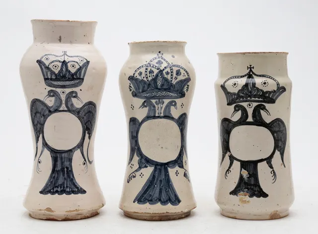 Three earthenware pharmacy jars from Villafeliche, 18th Century.