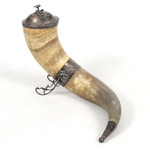 DRYCKESHORN, horn med silverbeslag, Per Oskar Fredrik Närman, Mariestad, 1900.