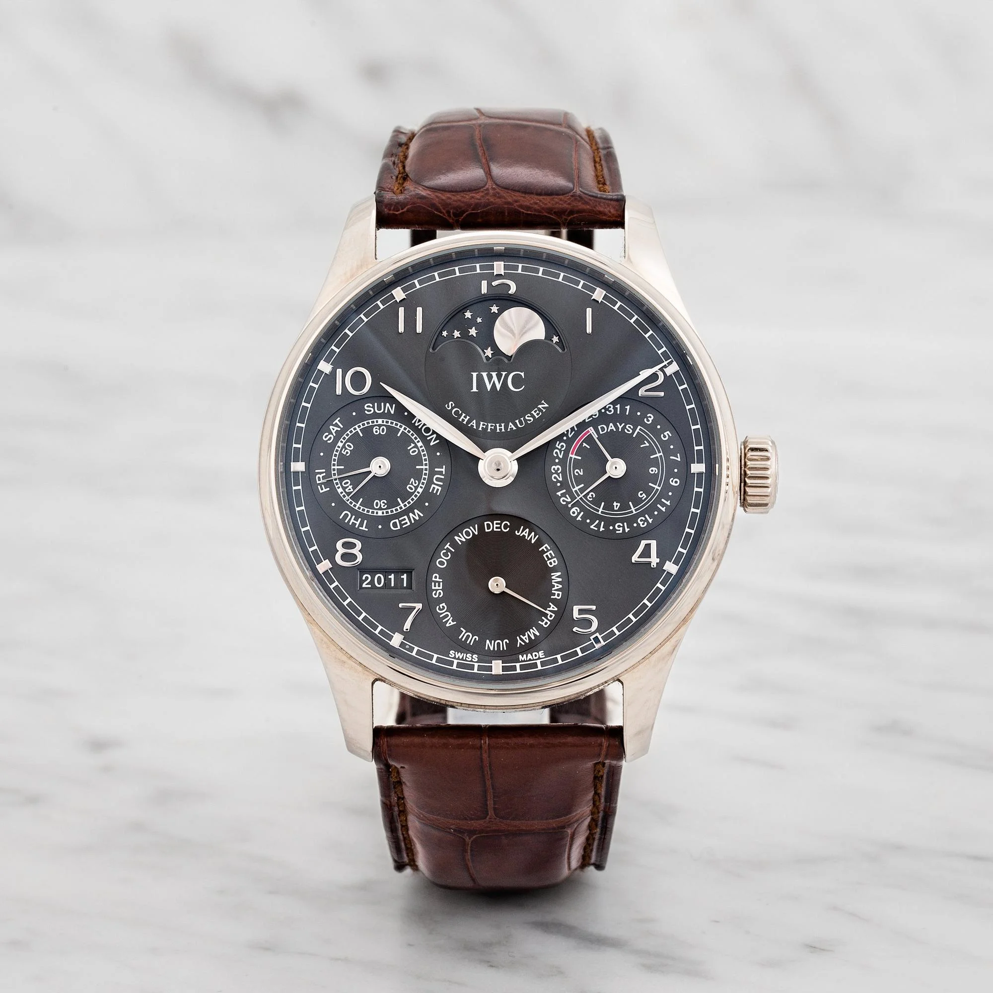 IWC, Schaffhausen, Portugieser, Perpetual Calendar, armbandsur, 42 mm, — Bukowskis