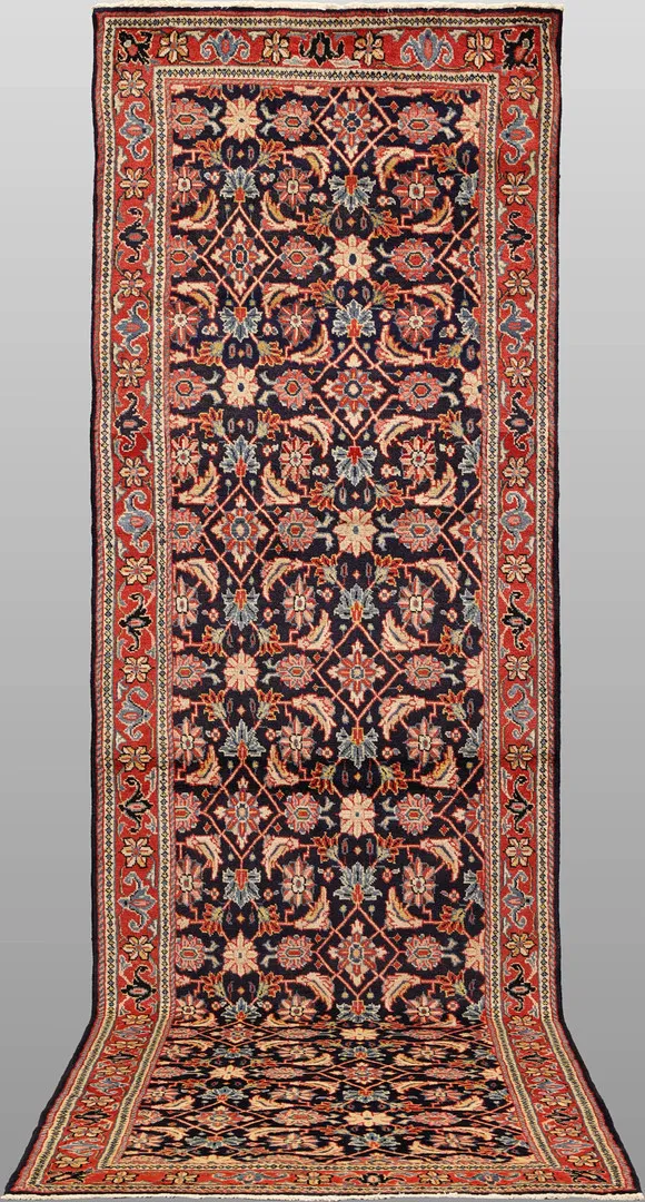 MATTA, Hamadan, 410 x 100 cm.