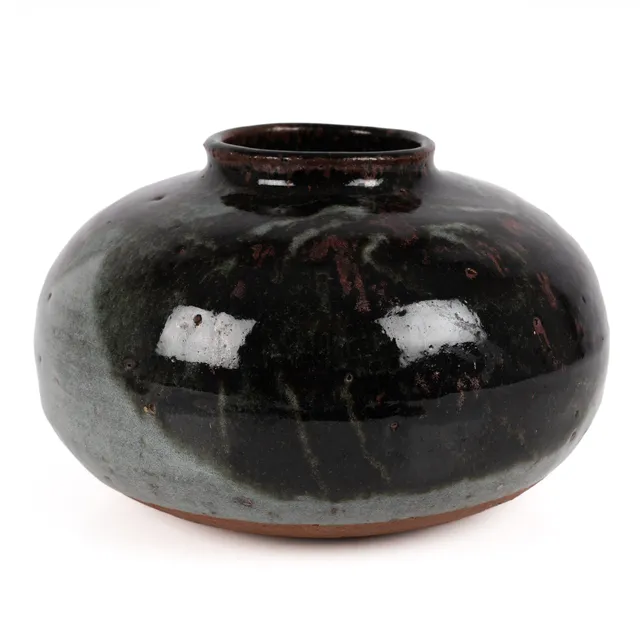Helle Allpass. Stoneware table bowl