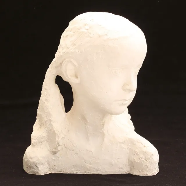 WIVE LARSSON. Skulptur, gips, signerad och numrerad.