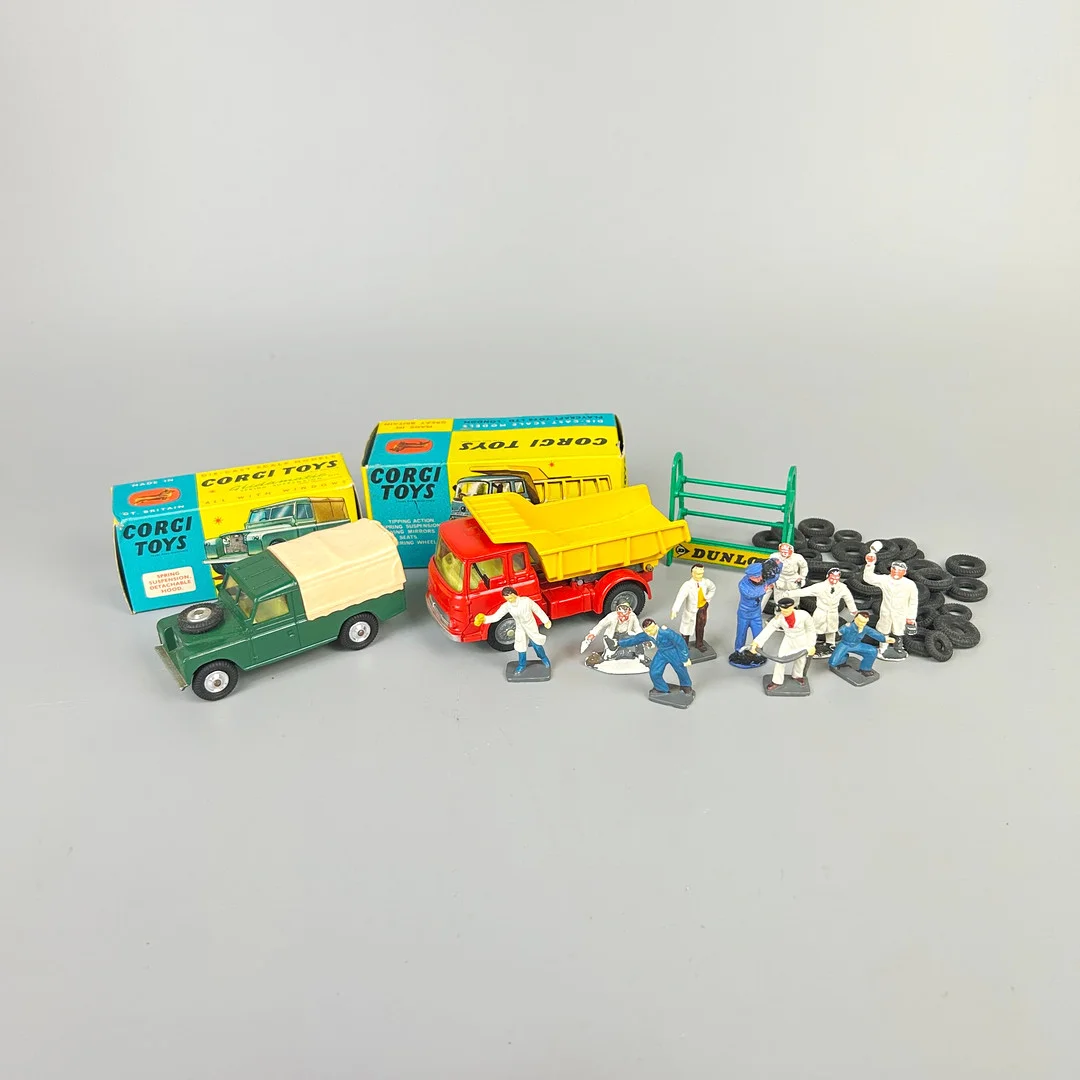 TWO CORGI TOYS VEHICLES ETC. — Model cars — Chalkwell Auctions