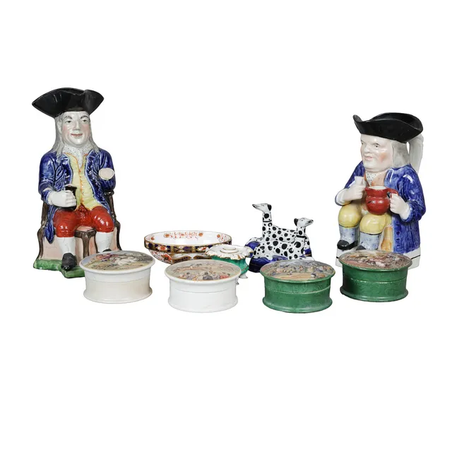 A COLLECTION OF BRITISH POTTERY, 19TH CENTURY AND LATER (QTY).