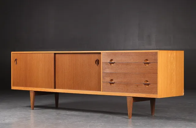 Erik Wørts. Low sideboard in oak and wengé wood