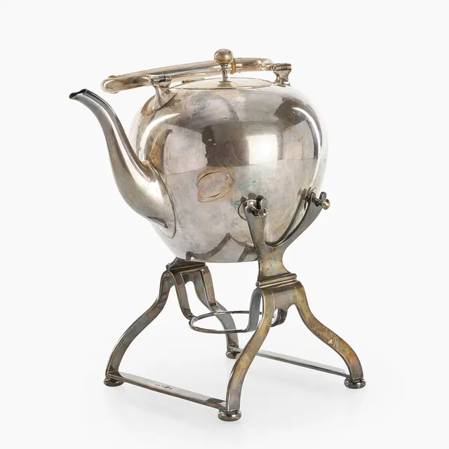 TEKÖK med RECHAUD, silver, oidentifierad mästare, ryska och estniska stämplar, S:t Petersburg, Ryssland, 1894.