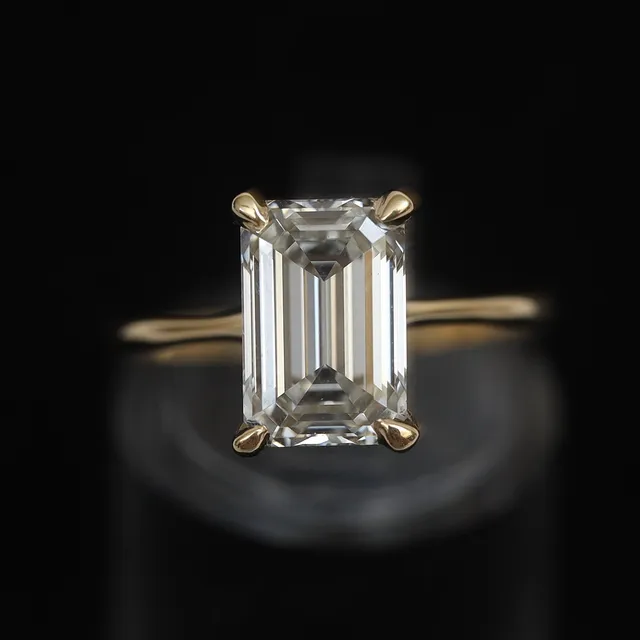 RING, 14k, guld, med infattad diamant på 3,08ct.
