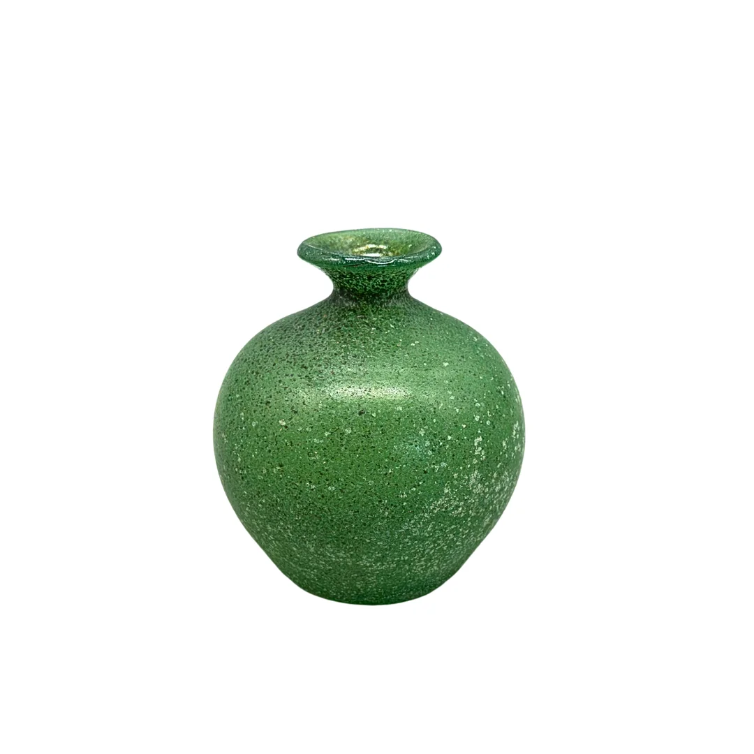 KUGELFÖRMIGE GLASVASE AUS SPANIEN. — Utility glass — Auktionshaus Stuber's Hammerschlag