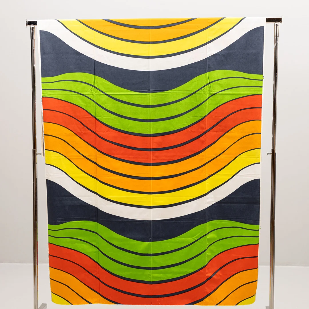 MARJATTA METSOVAARA. Textil, "Niili", bomull, Tampella, Finland, ca 244 x 126 cm. — Textiles — Auktionshuset Kolonn