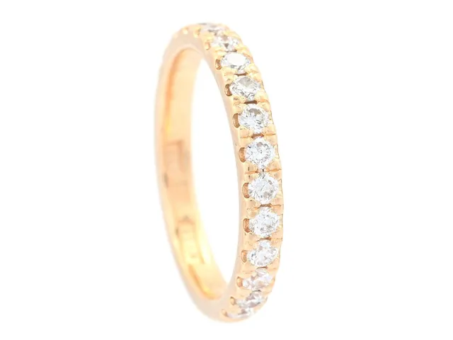 ALLIANSRING, 18K guld, 17 briljantslipade diamanter 0,51 ctv enligt gravyr, ca TW/SI, Guvaeu, Nyköping, stl 16 mm, vikt 2,8 g, gravyr, 1 diamant skadad, enstaka diamanter med nagg på kuletten.