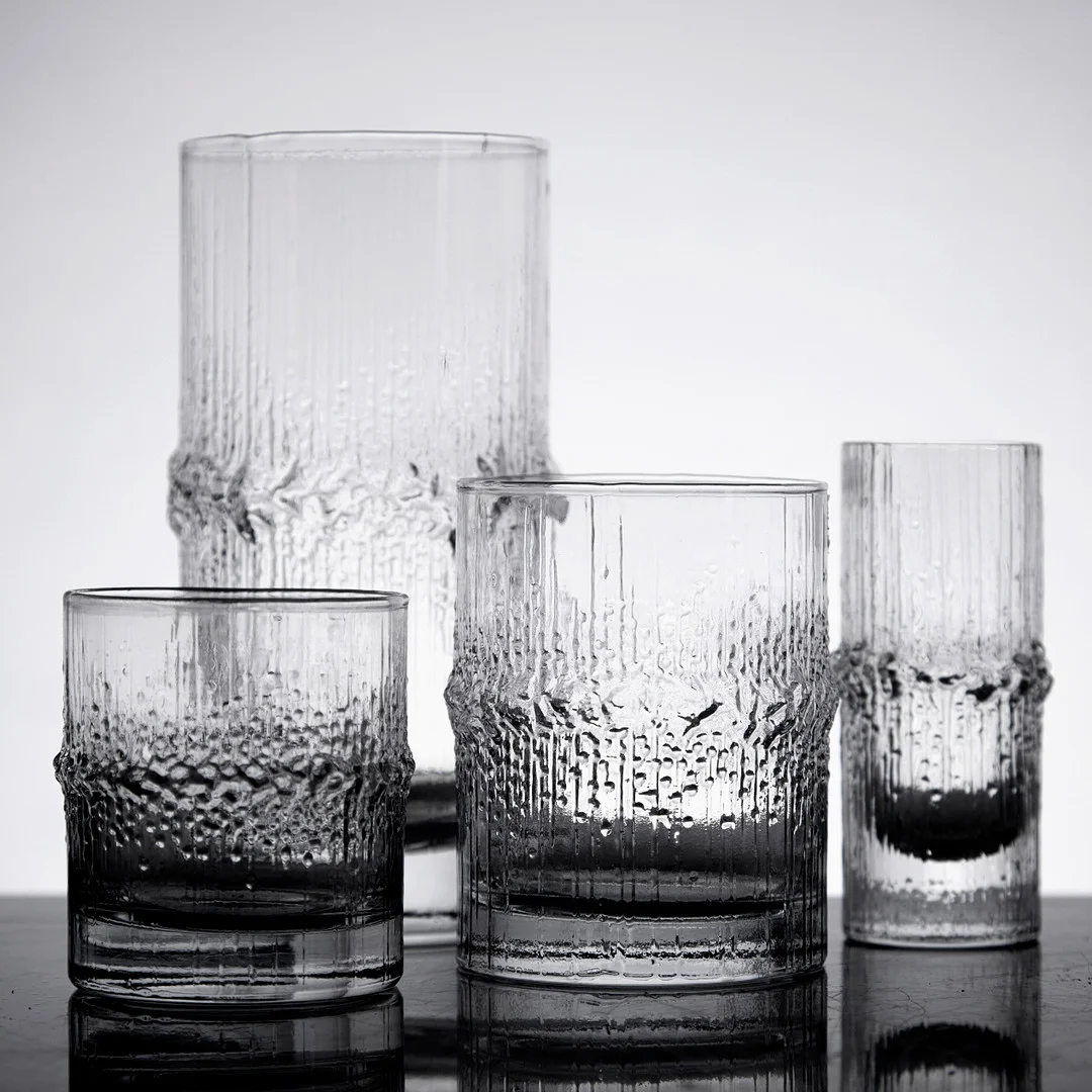 TAPIO WIRKKALA. "Niva", glasservis, 26 dlr, Iittala, Finland, tilvverkningsår 1972-92. — Tableware — Stockholms Auktionsverk Magasin 5