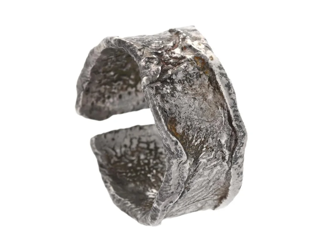 ROBBERT, ring, sterlingsilver, Silversmedjan Trosa Kvarn år 1973, stl ca 18 mm, vikt ca 9,4 g. — Smycken/Ring — Kaplans