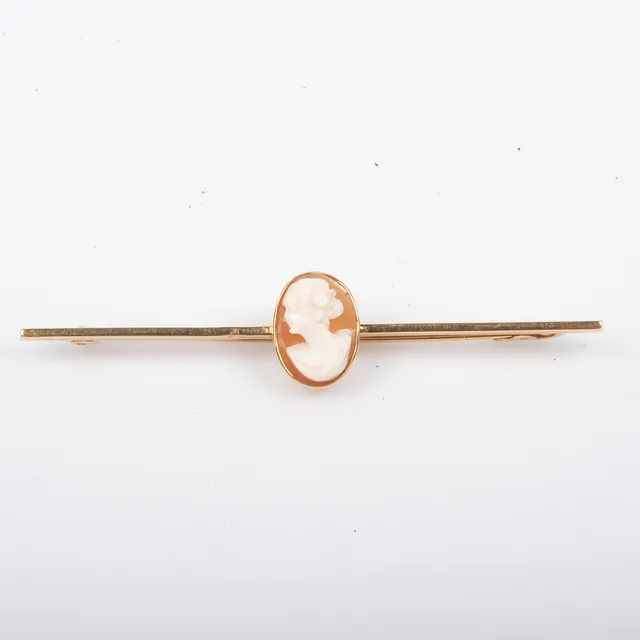 BROSCH, 18K guld med kamé.