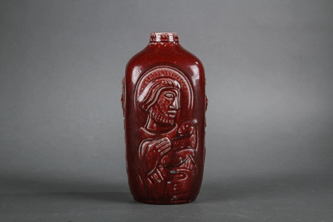 Jais Nielsen for Royal Copenhagen. Vase af stentøj — Glass, porcelain and ceramics/Figures — Lauritz