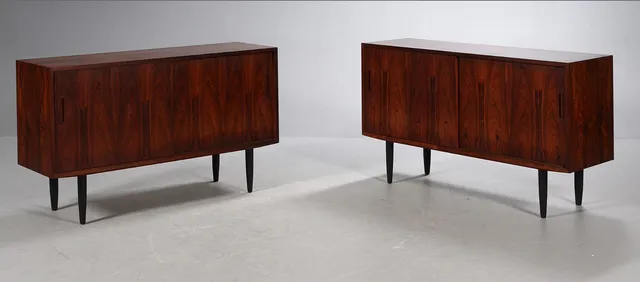 Carlo Jensen for Hundevad. Par skænk, palisander (2)