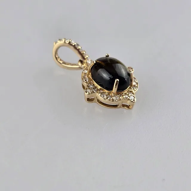 Turmalin / Diamant-Anhänger - Gelbgold (14 K), 1,32.